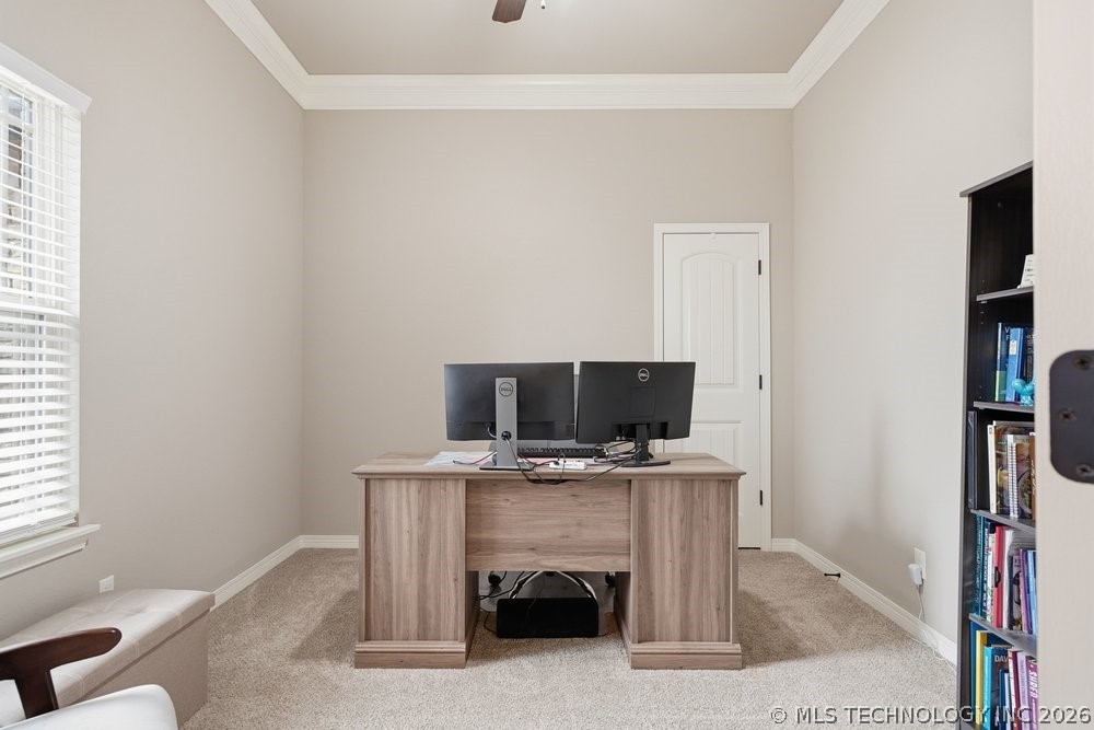 12117 E 69th Street N Property Photo 8