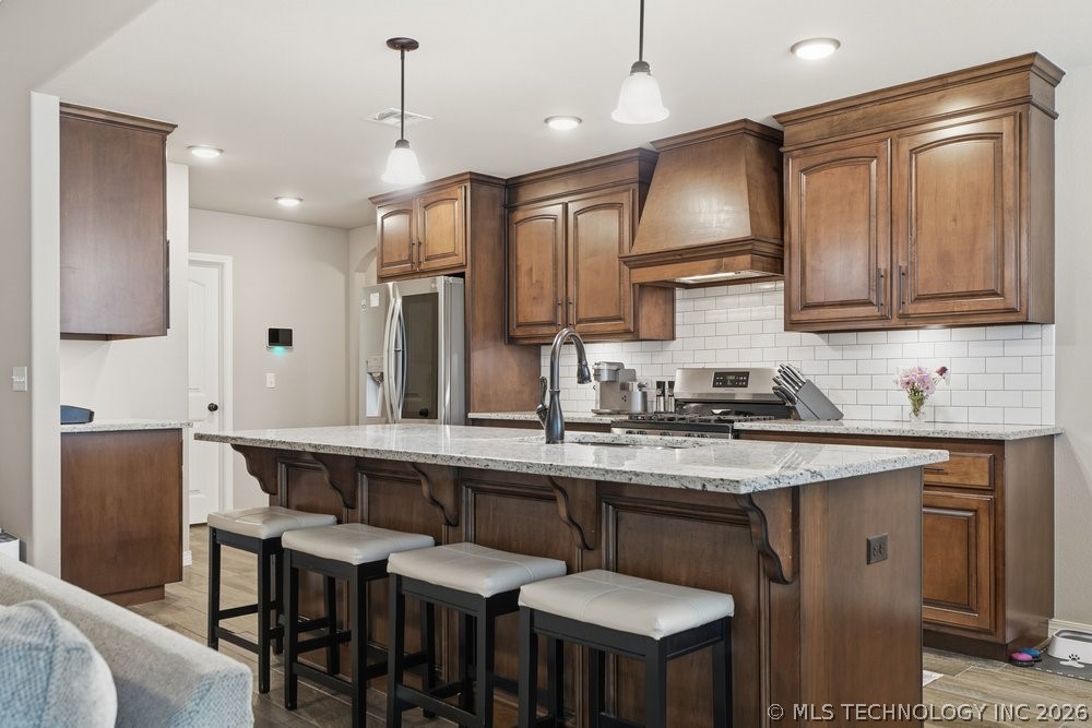 12117 E 69th Street N Property Photo 10