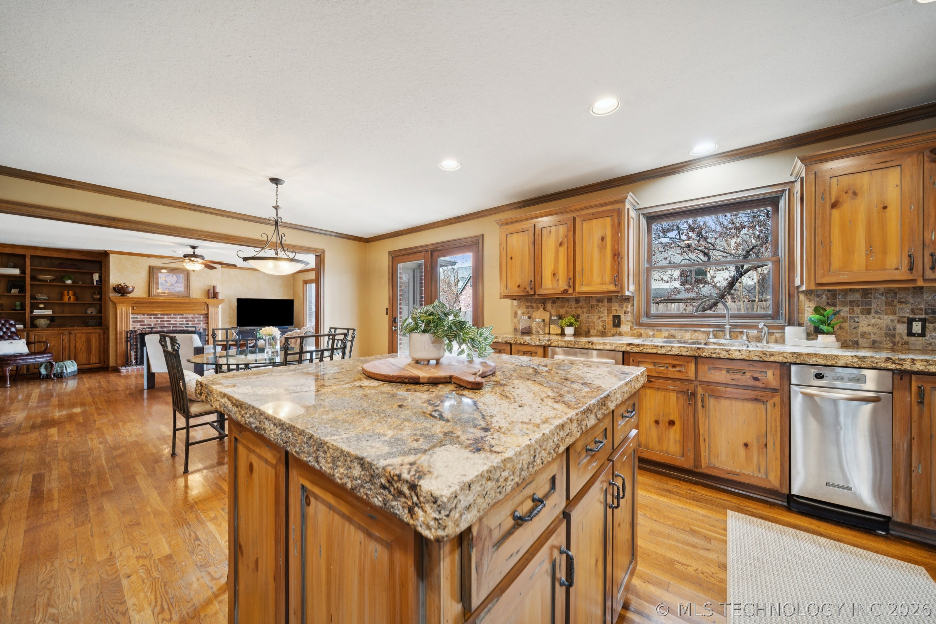 5111 E 108th Street Property Photo 17