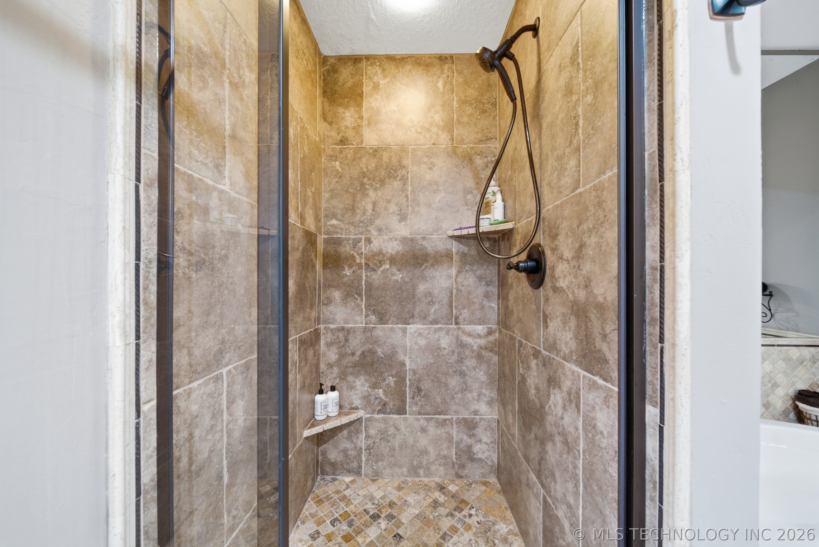 5111 E 108th Street Property Photo 28