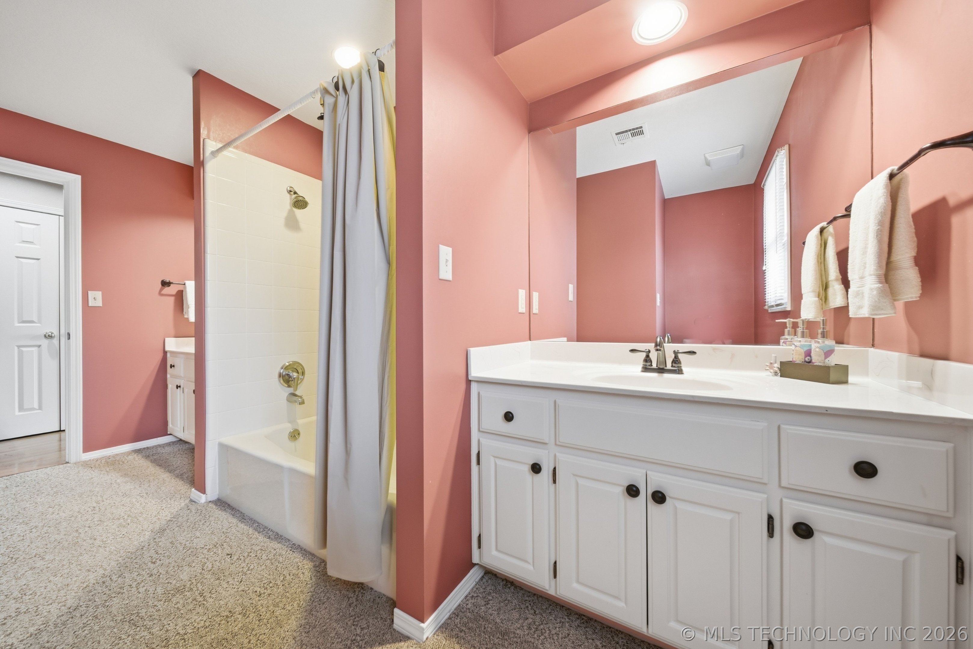5111 E 108th Street Property Photo 43