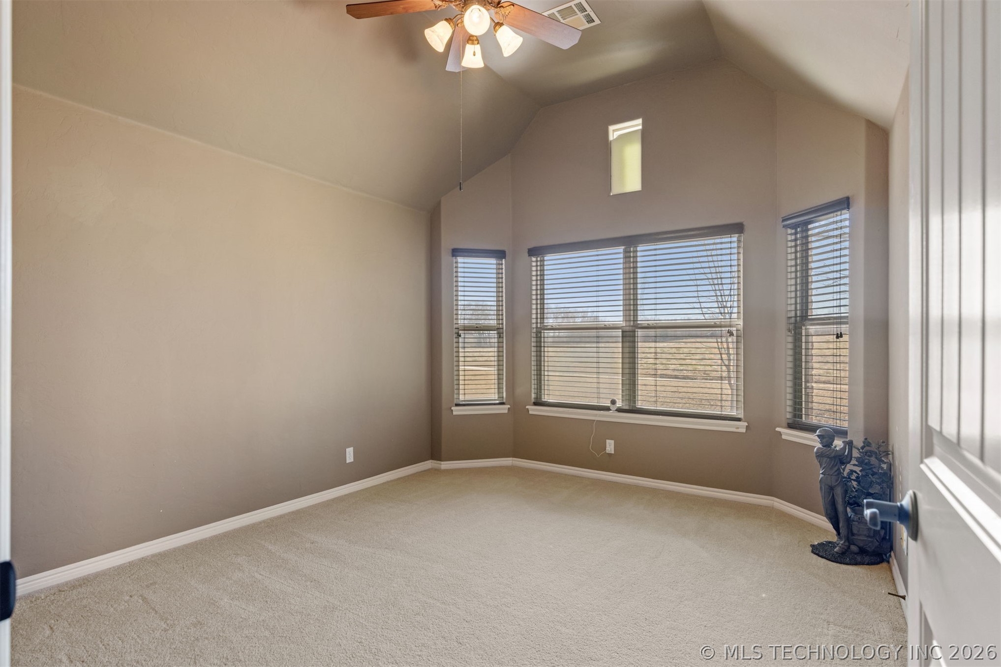 14826 S 52nd Avenue Property Photo 36