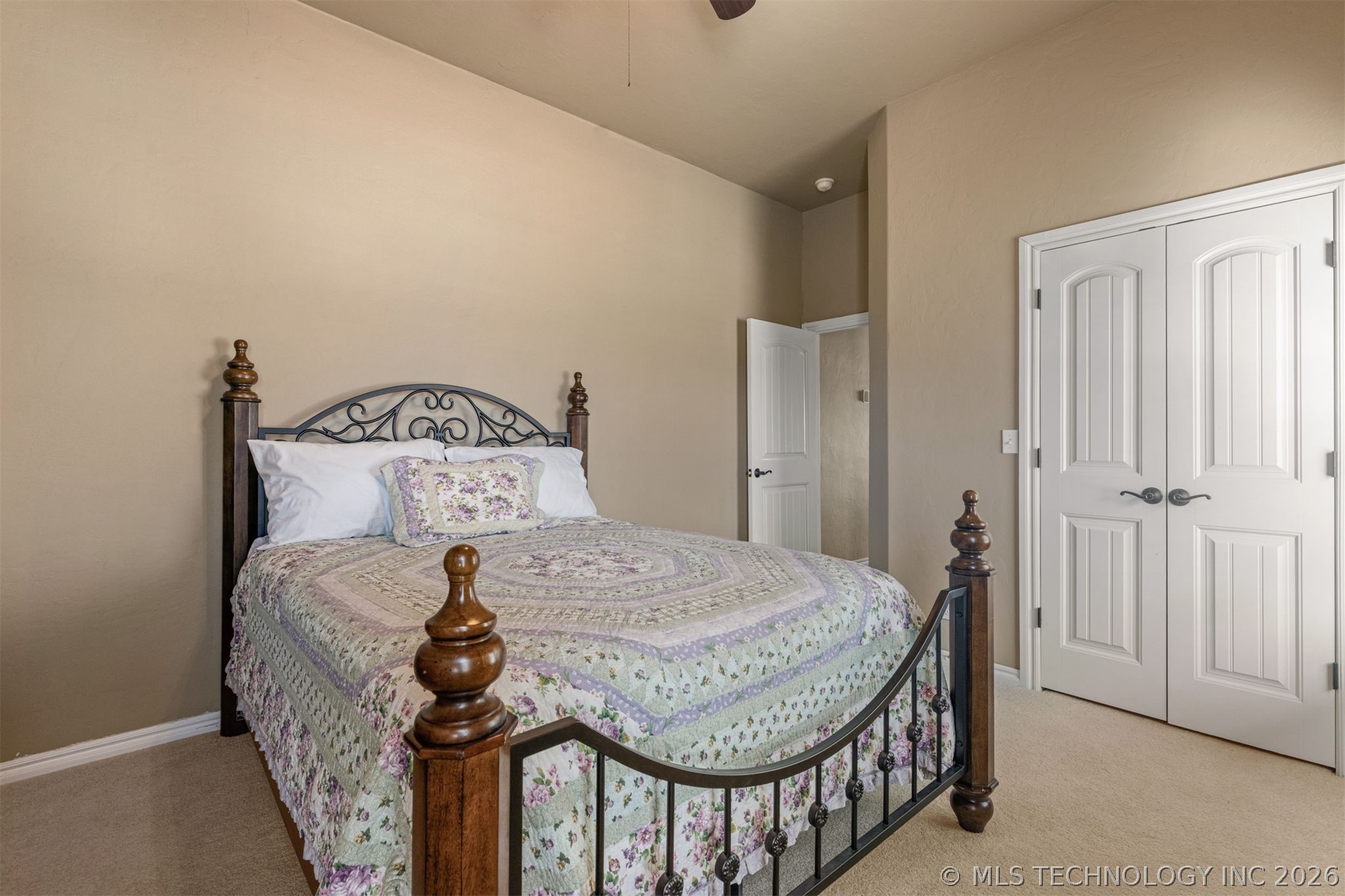 14826 S 52nd Avenue Property Photo 42