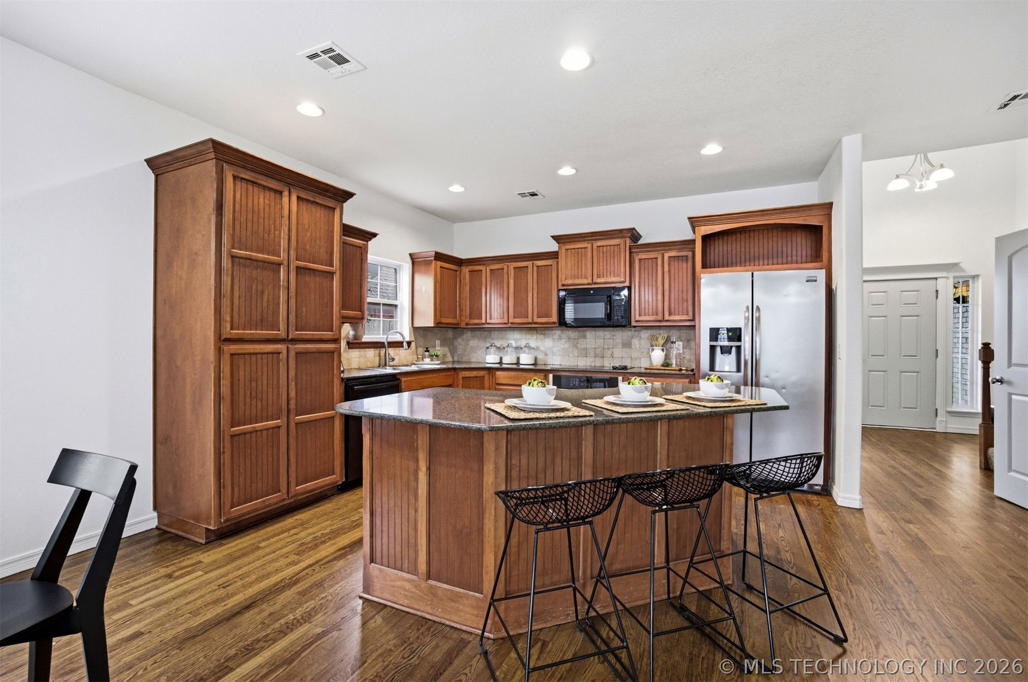12009 S Umber Street Property Photo 12