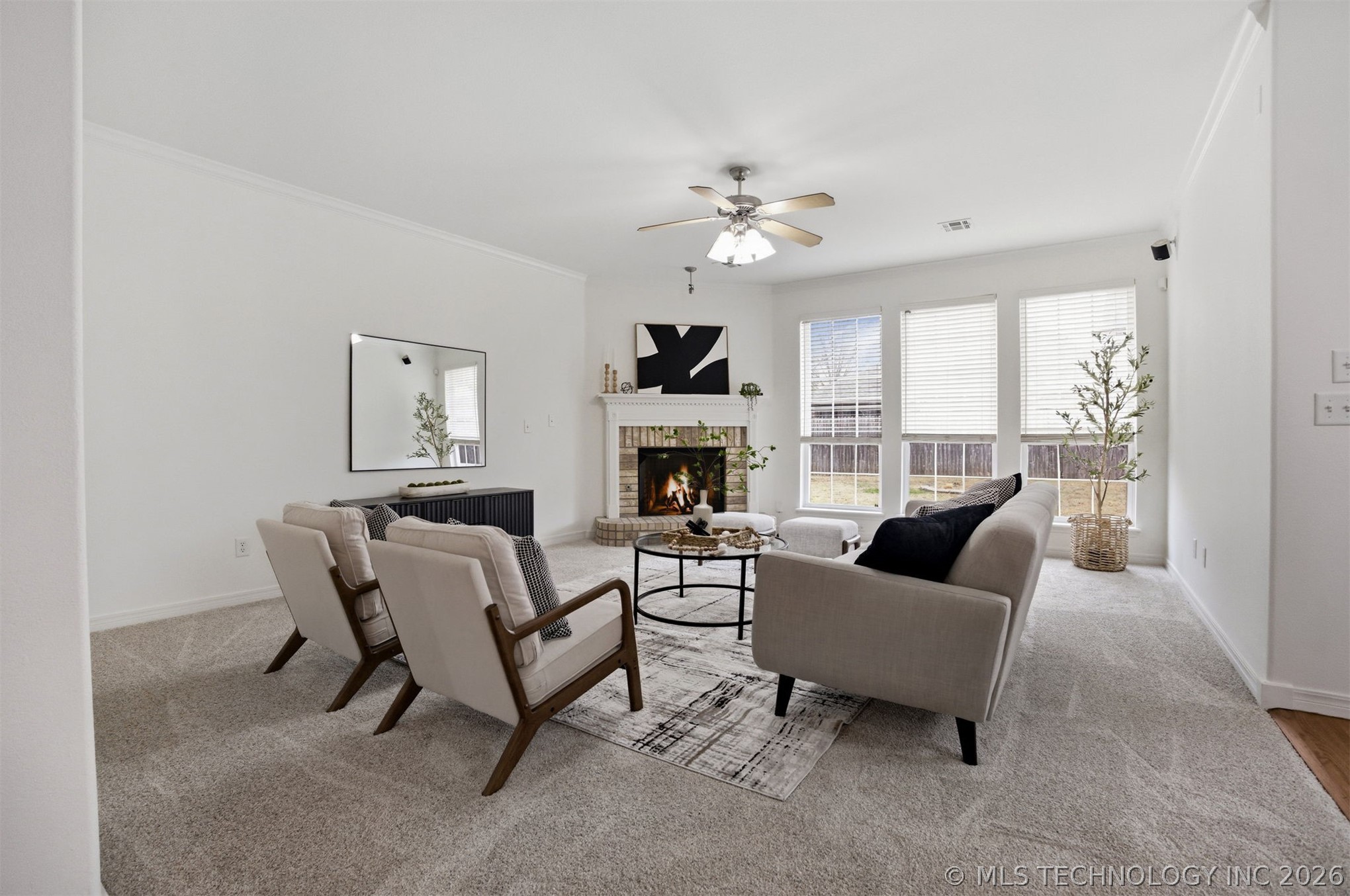 12009 S Umber Street Property Photo 13