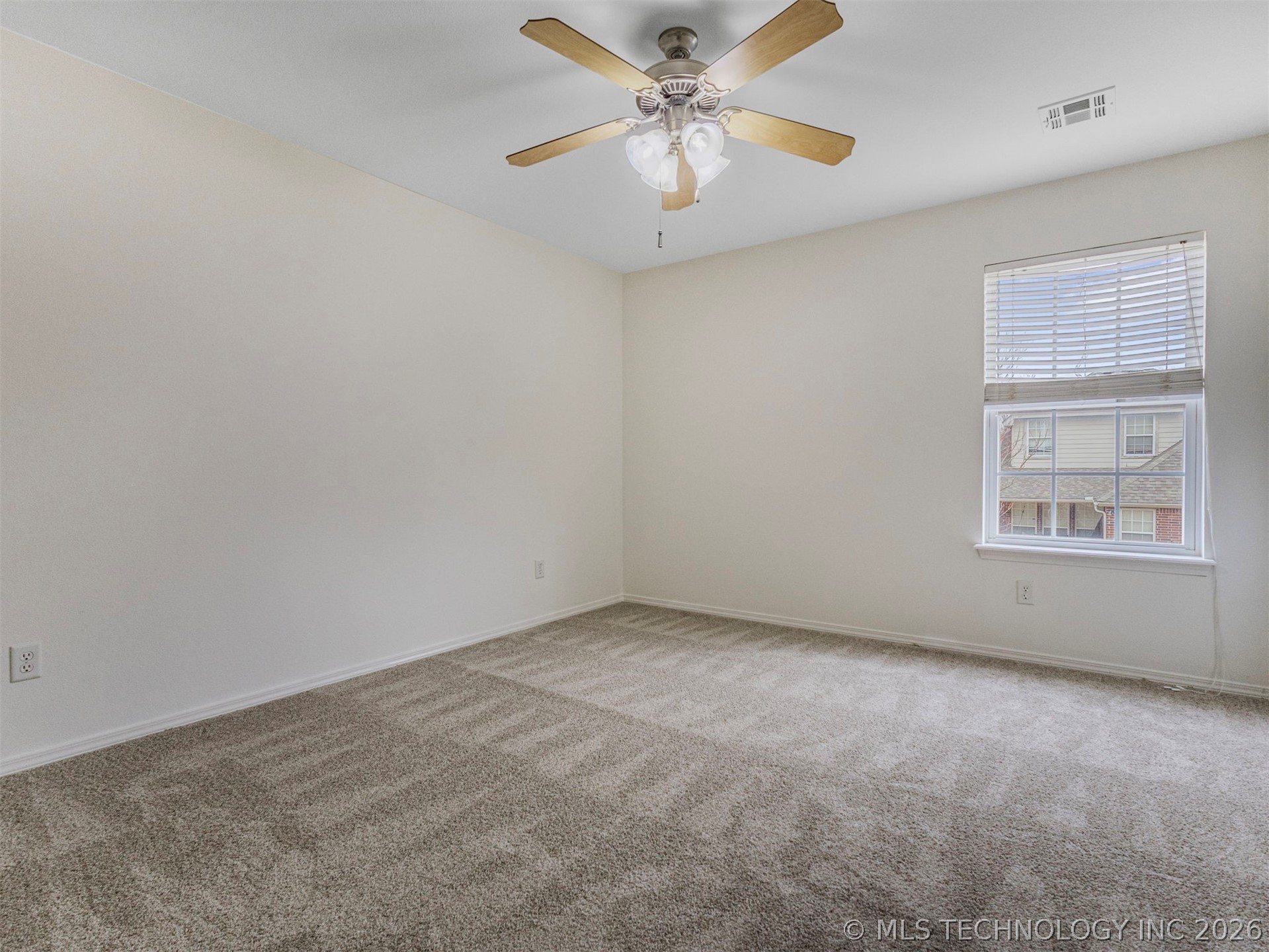 12009 S Umber Street Property Photo 31