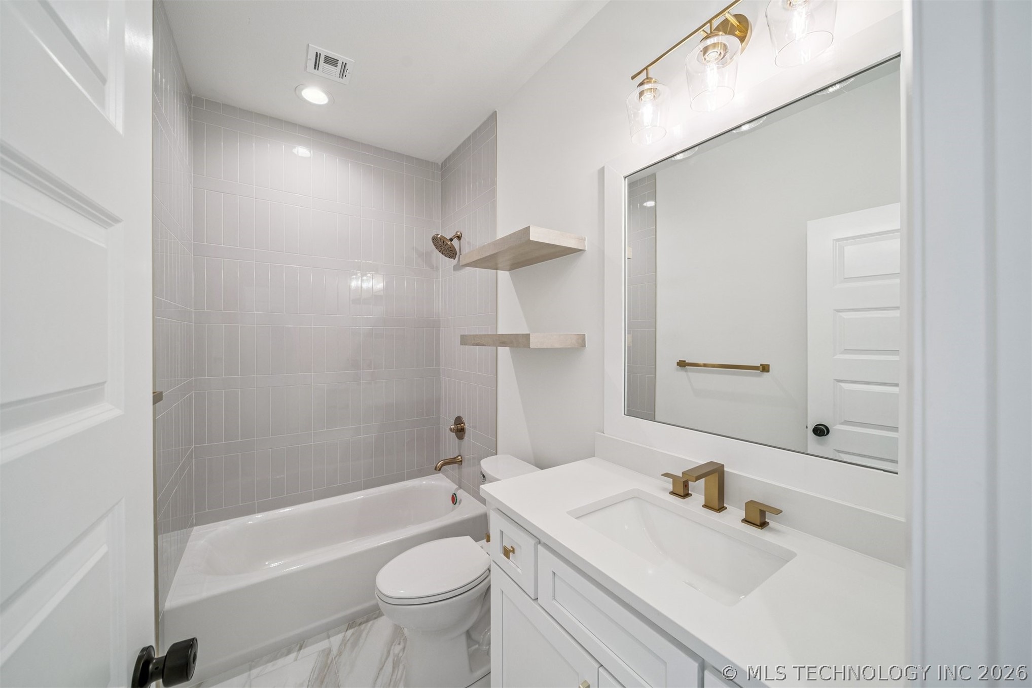 13603 S 21st Court E Property Photo 17