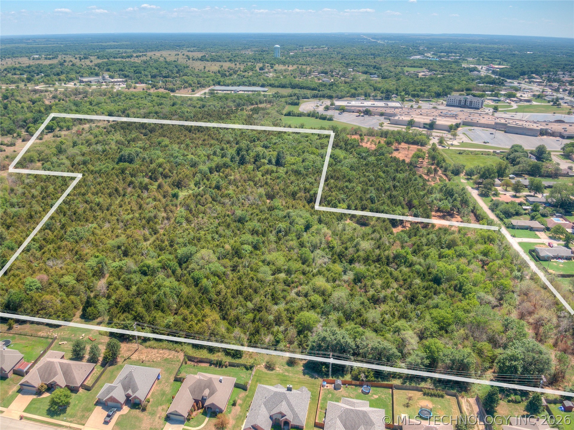 1 Se Barnett Avenue Property Photo 2