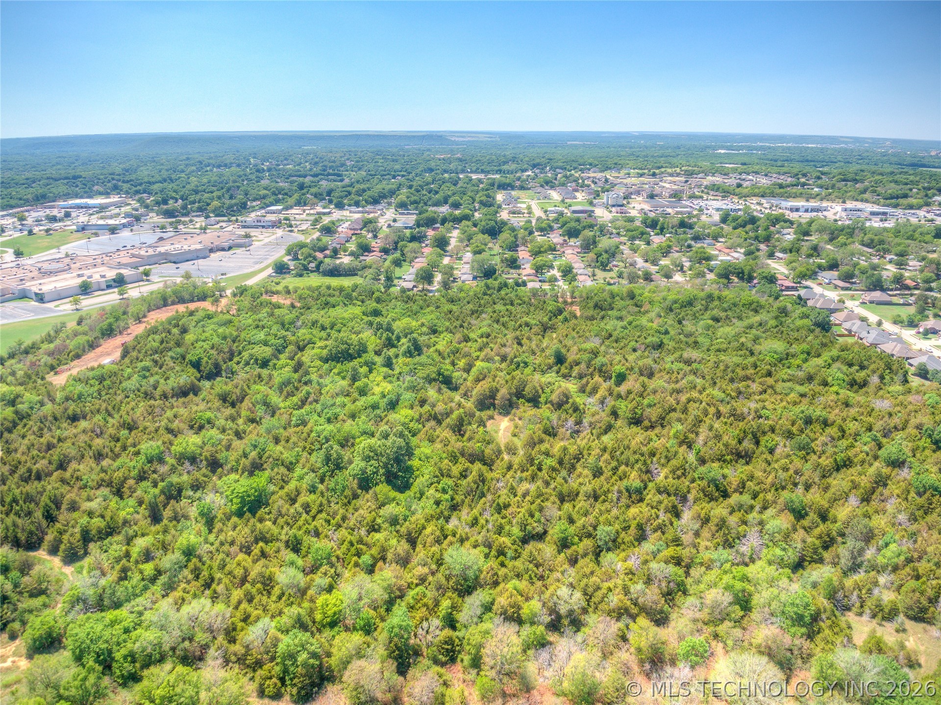 1 Se Barnett Avenue Property Photo 9