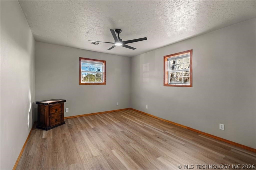 56311 59 Property Photo 20