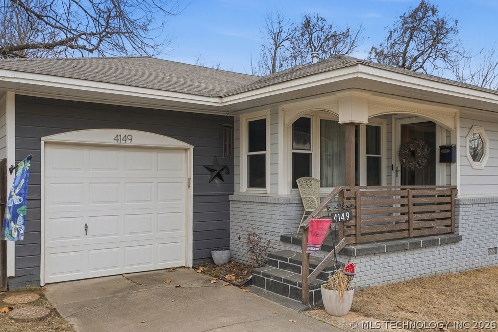 4149 S St Louis Avenue Property Photo 5