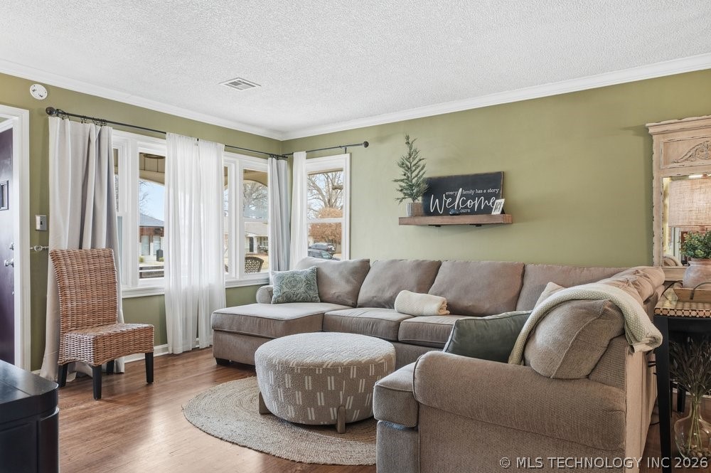 4149 S St Louis Avenue Property Photo 10