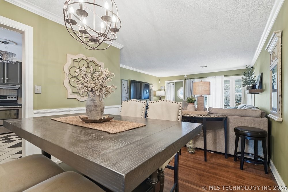 4149 S St Louis Avenue Property Photo 12