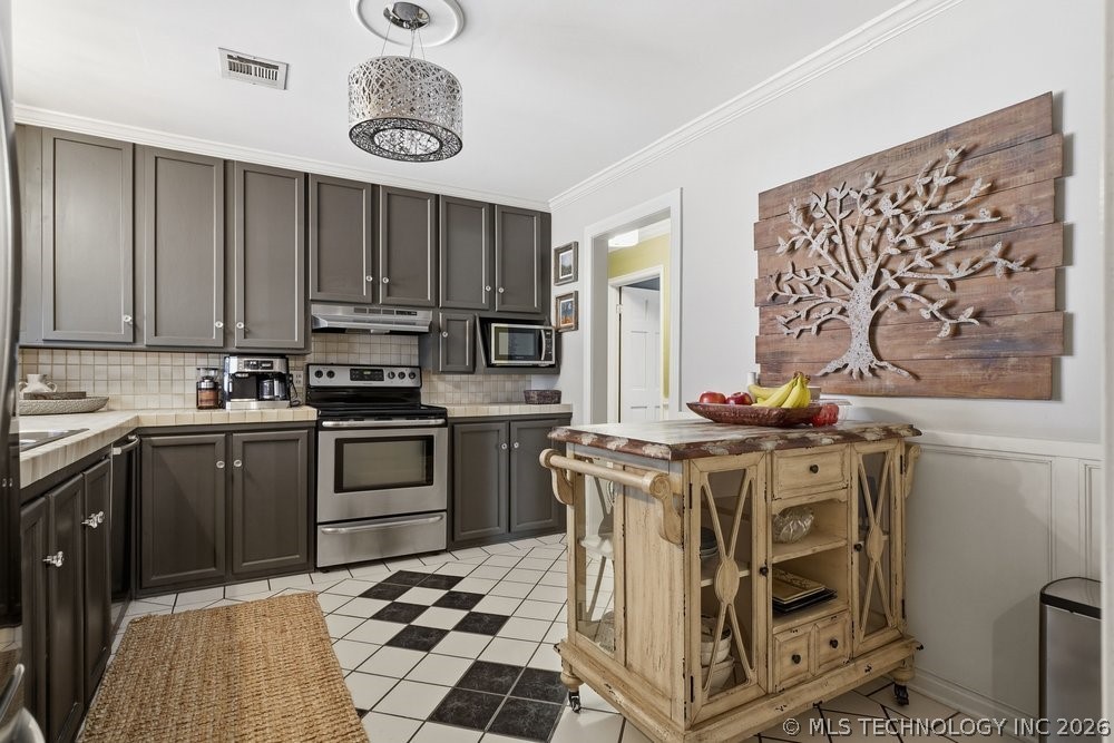 4149 S St Louis Avenue Property Photo 14