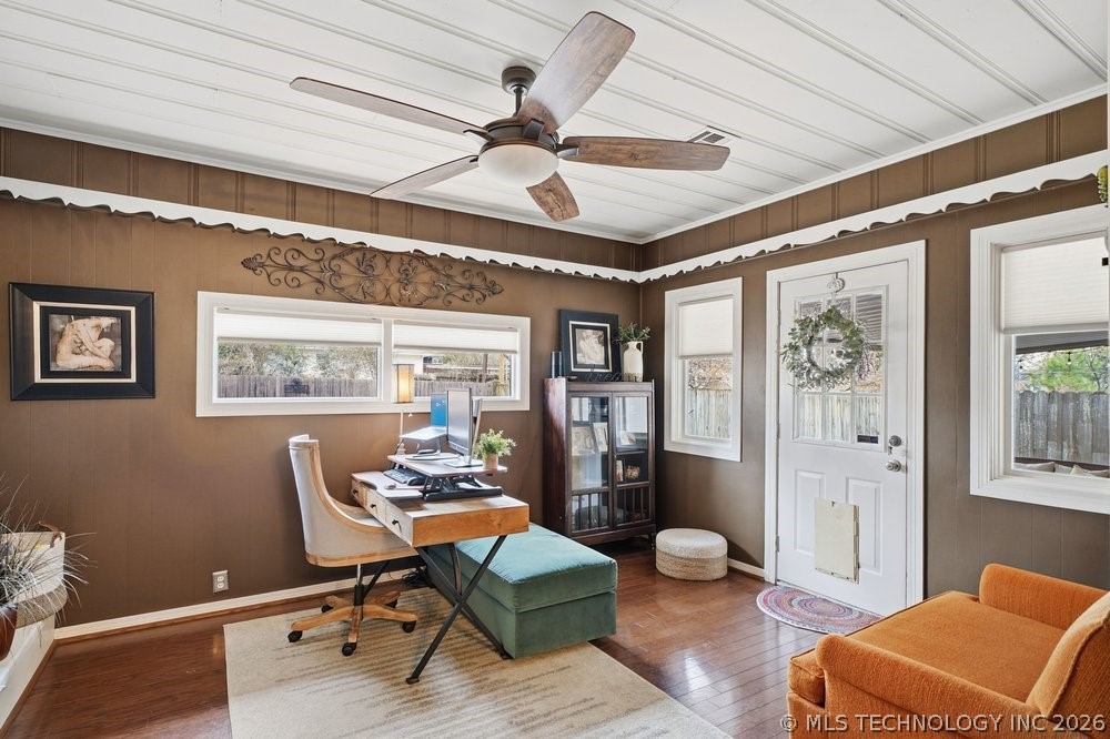 4149 S St Louis Avenue Property Photo 18