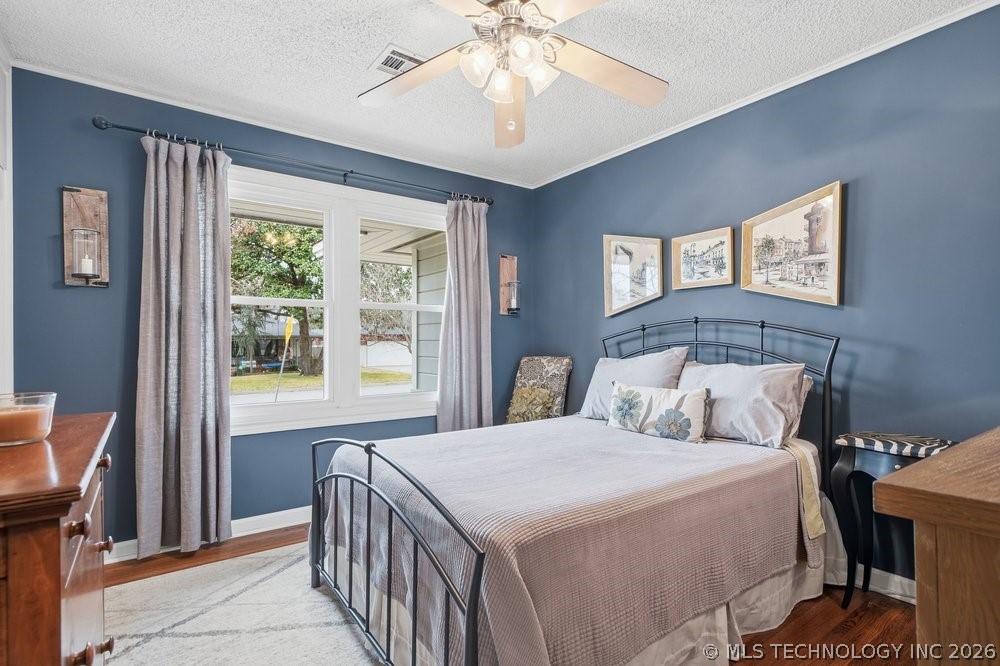 4149 S St Louis Avenue Property Photo 27