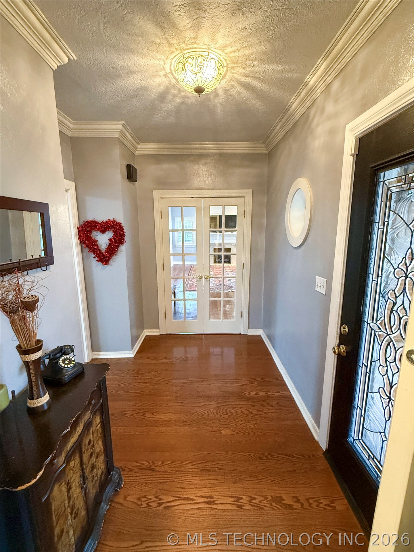 515 W Kings Road Property Photo 4