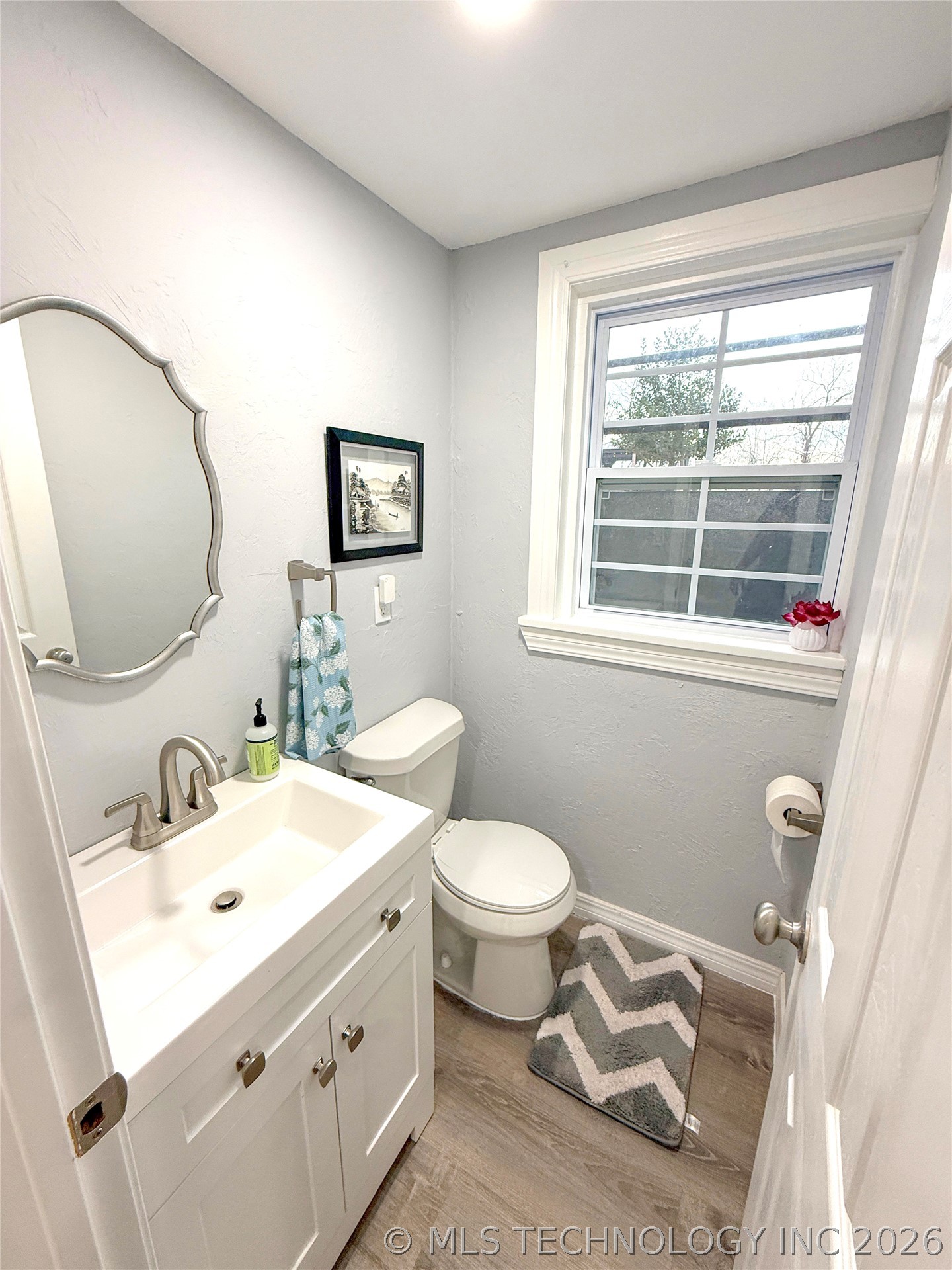 515 W Kings Road Property Photo 44