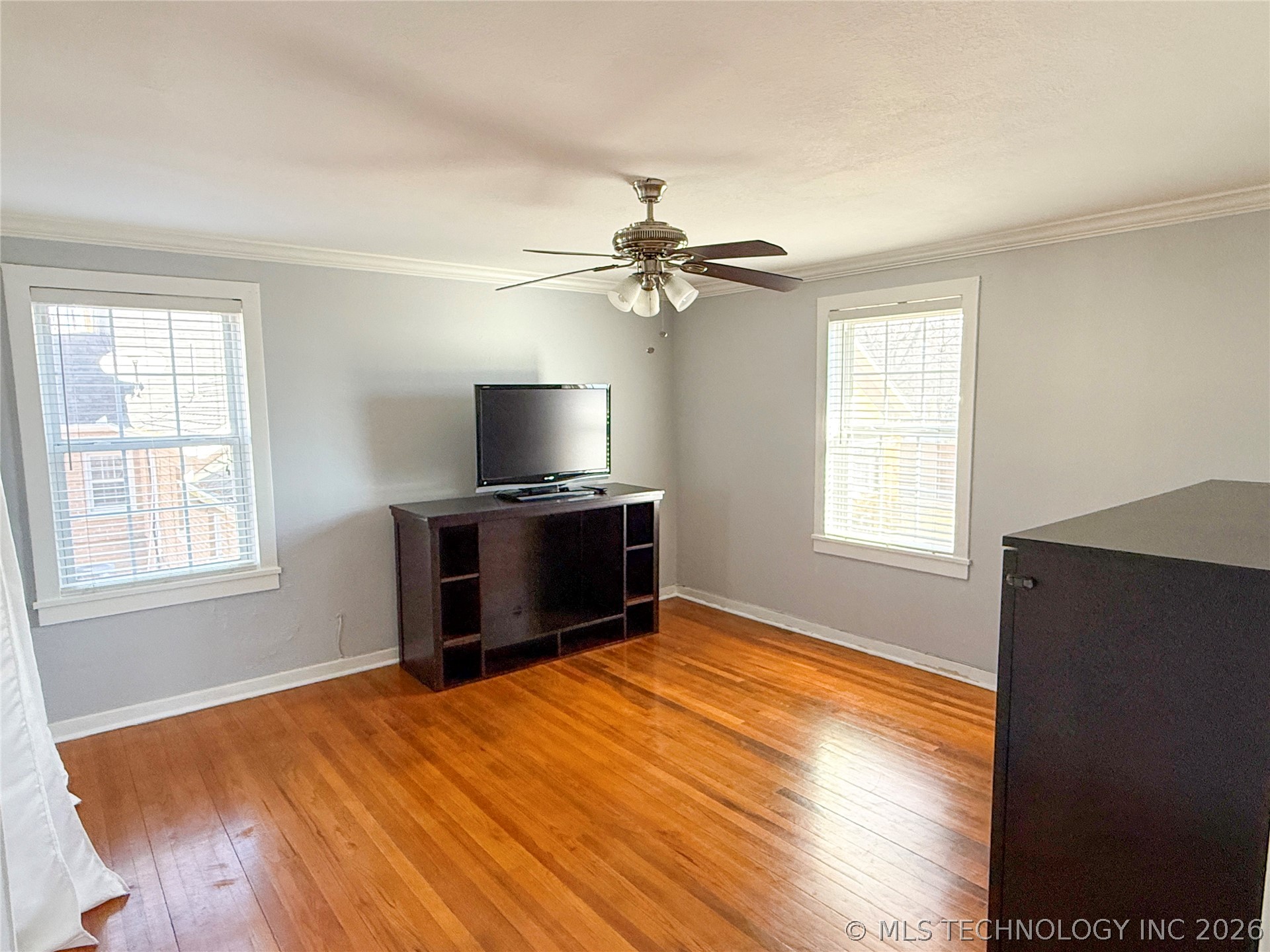 515 W Kings Road Property Photo 52
