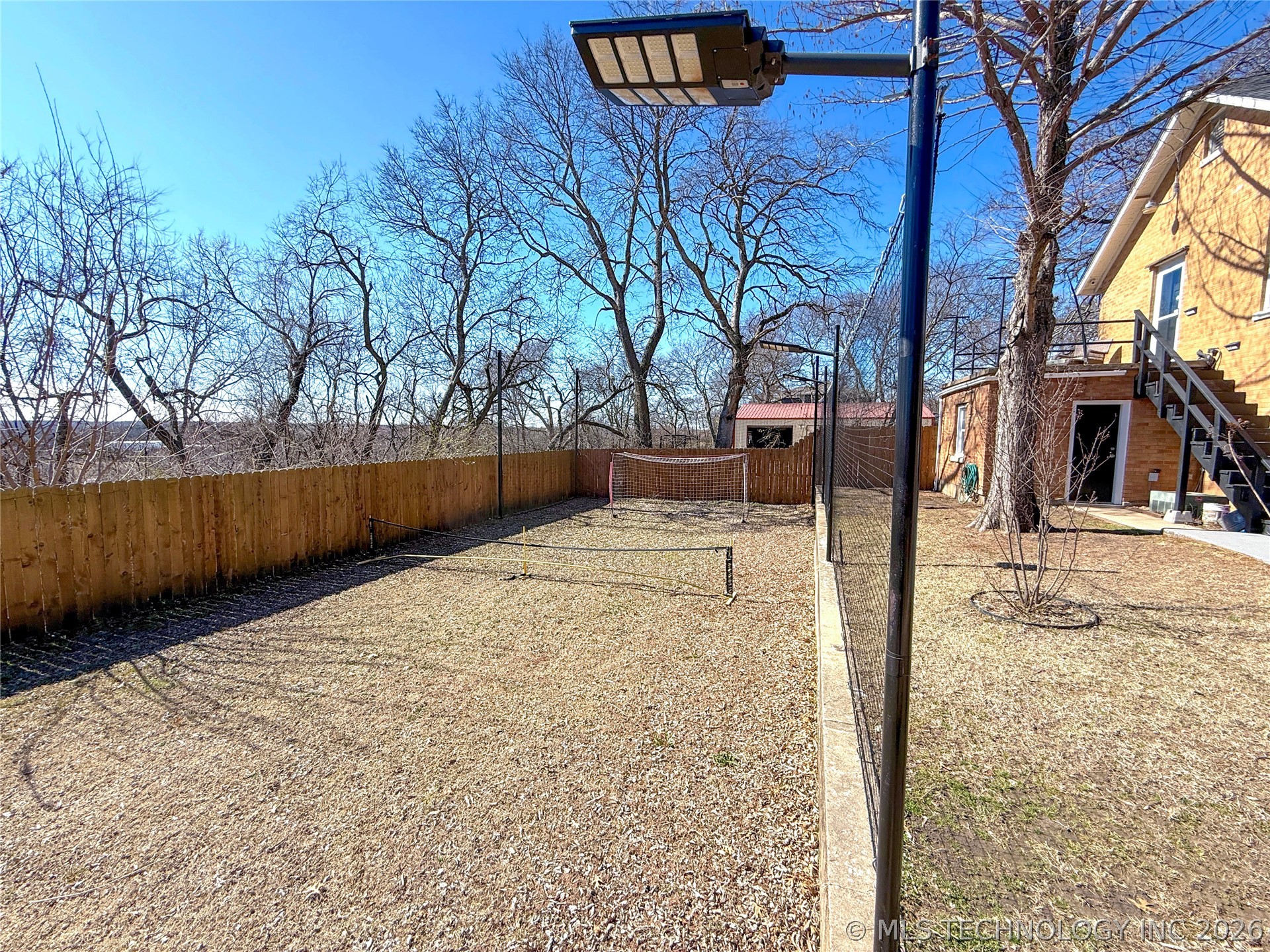 515 W Kings Road Property Photo 67