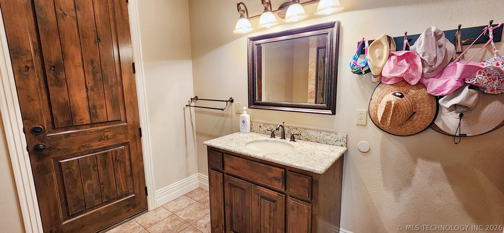 870 Cherry Springs Drive Property Photo 39