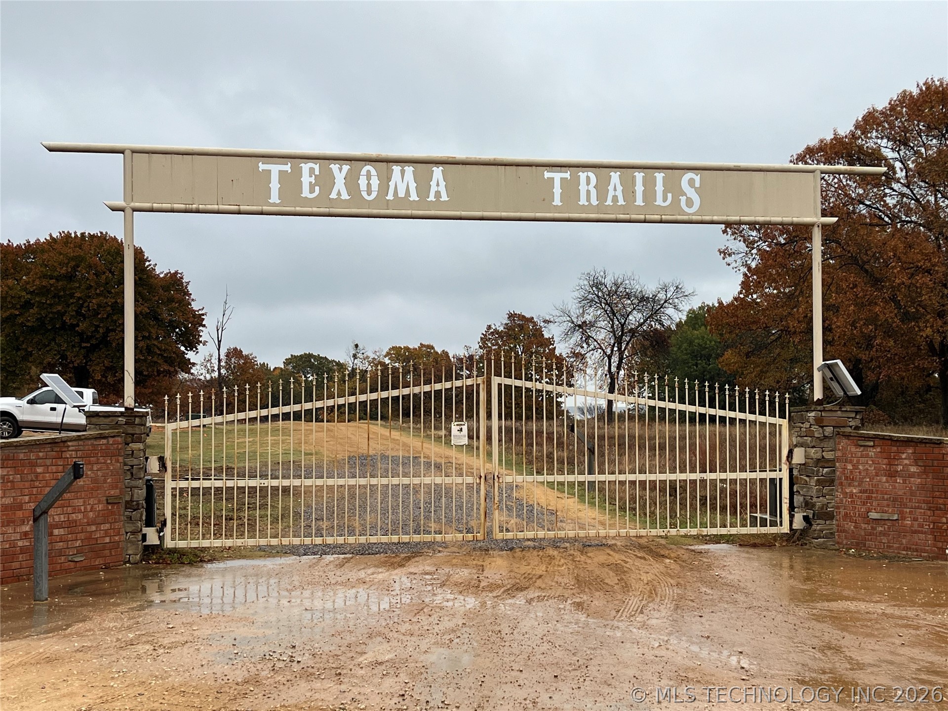 Texoma View Court Property Photo 2