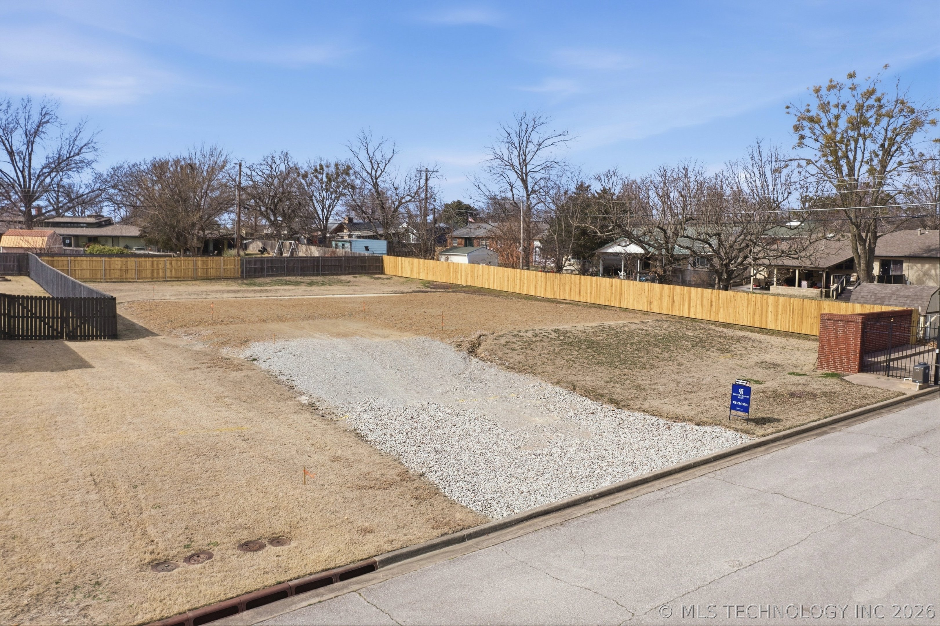 1400 Mabelle Drive Property Photo 1