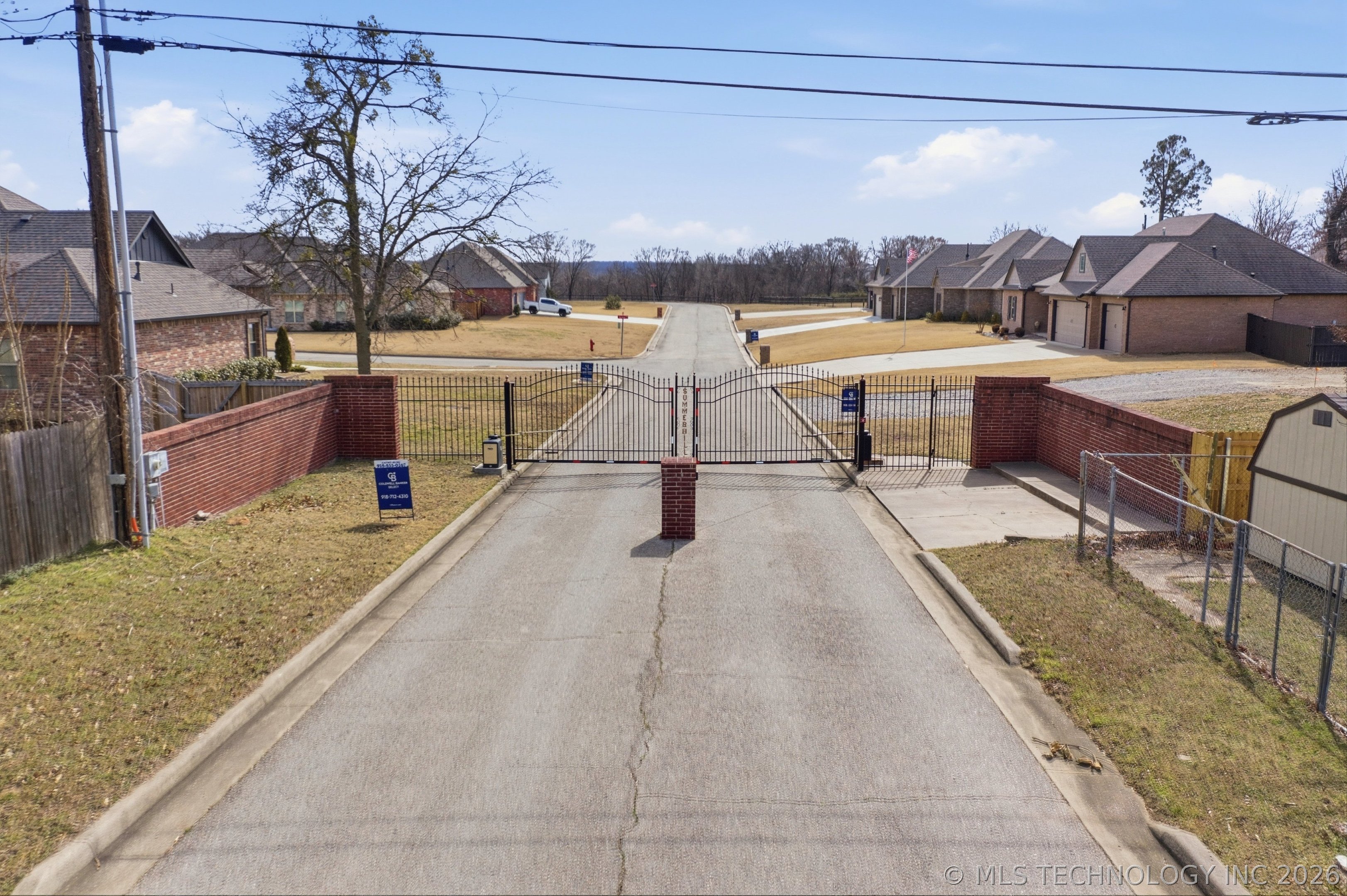 1400 Mabelle Drive Property Photo 6
