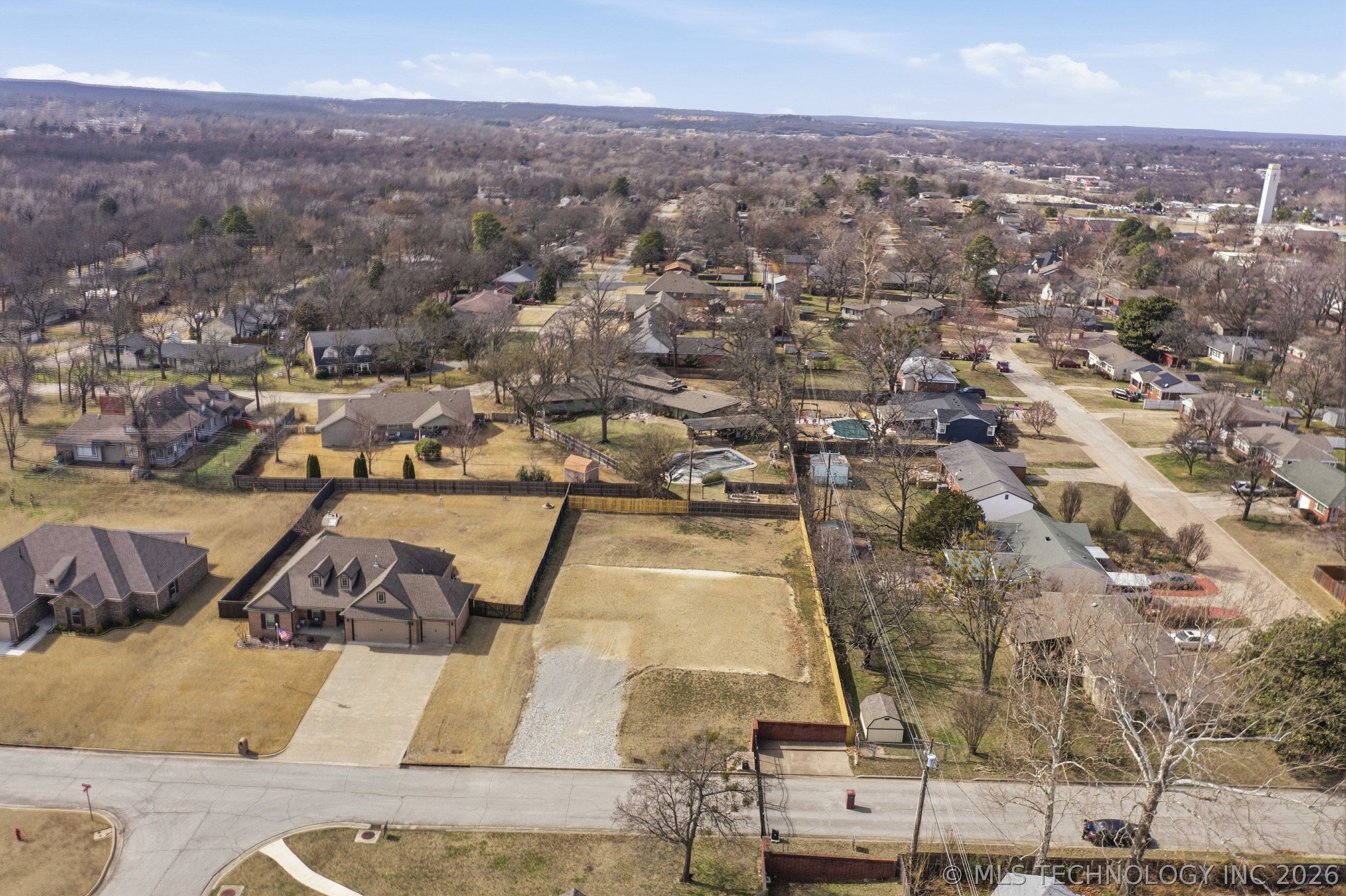 1400 Mabelle Drive Property Photo 8