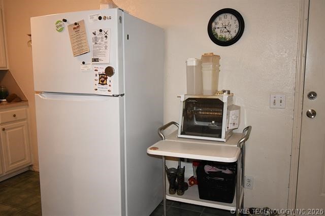 448644 E 979 Property Photo 16