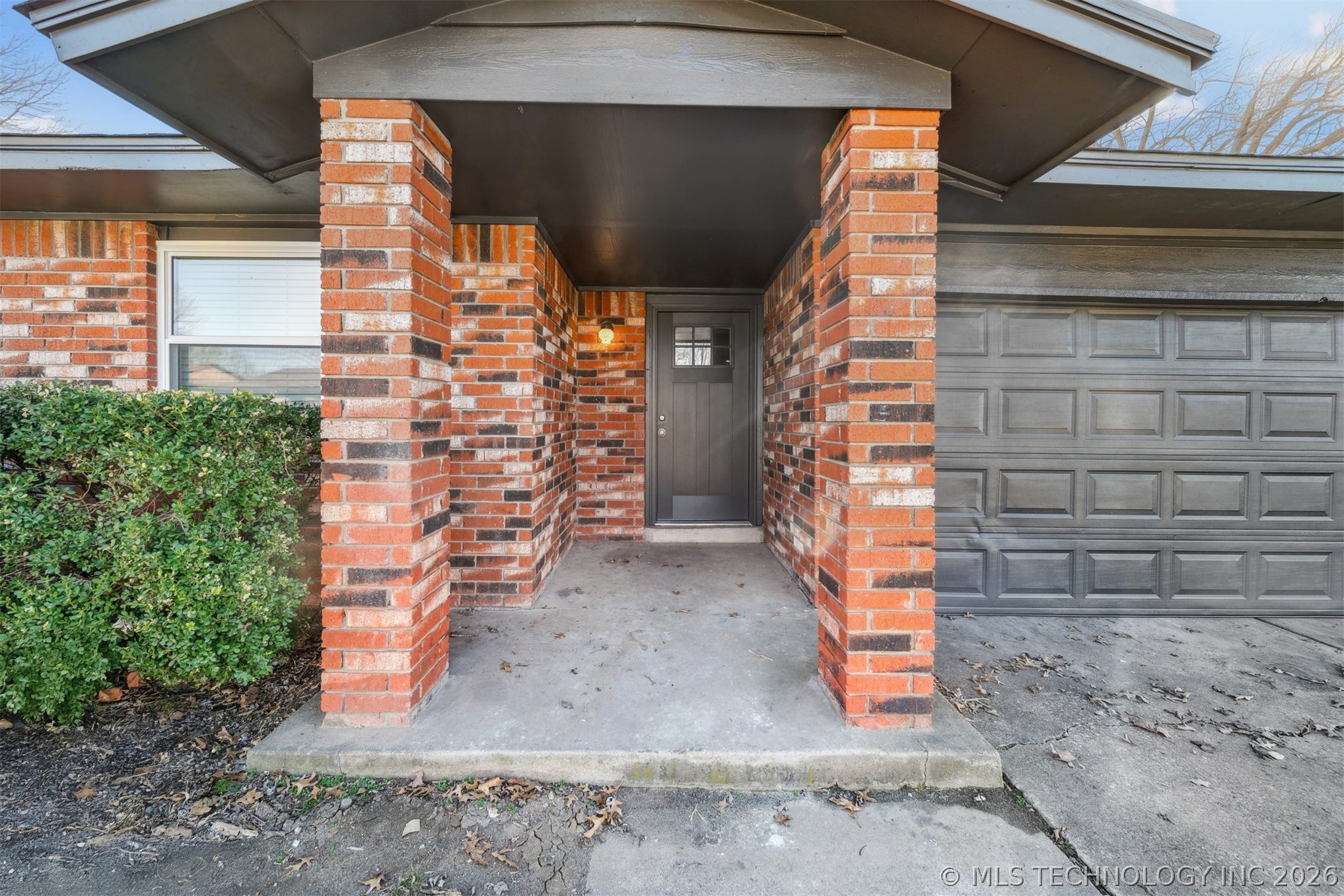 582 E 133rd Place Property Photo 3