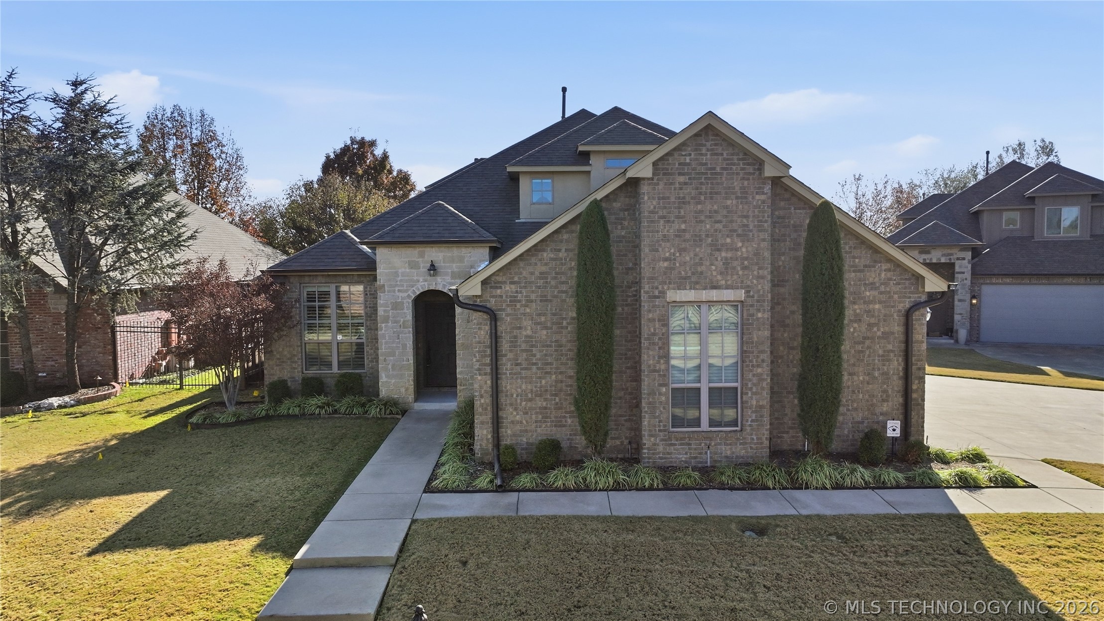 9570 E 103rd Street Property Photo 2