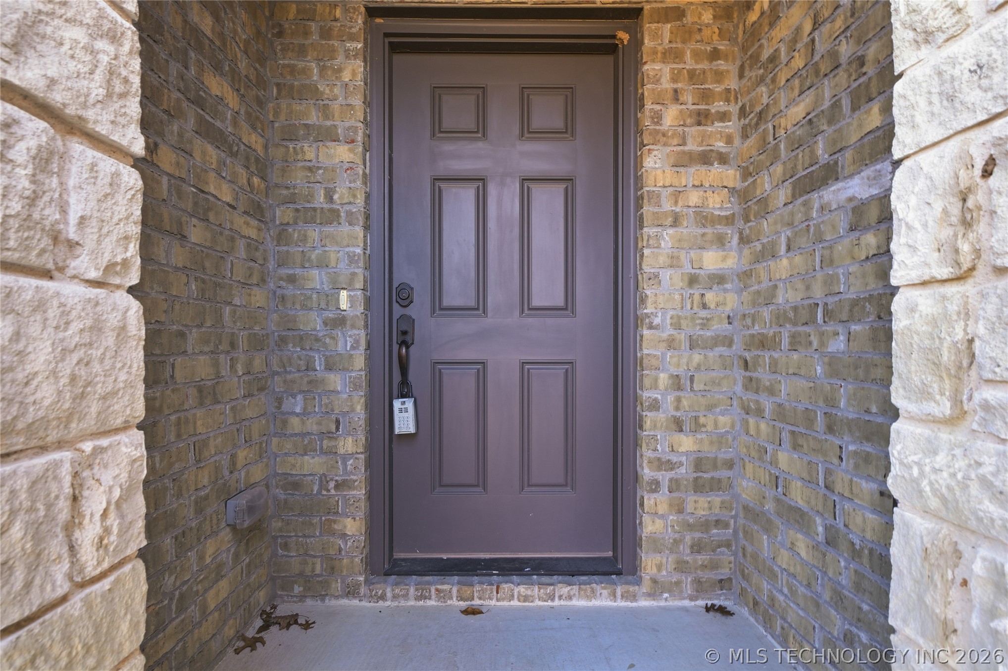 9570 E 103rd Street Property Photo 4