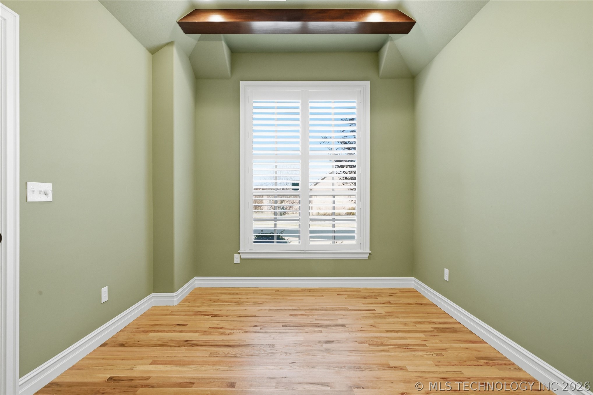 9570 E 103rd Street Property Photo 8