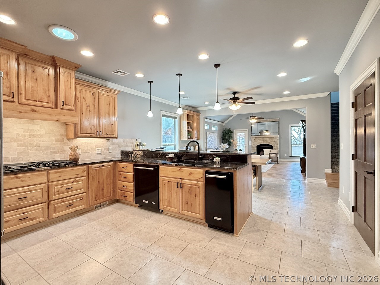 9570 E 103rd Street Property Photo 9