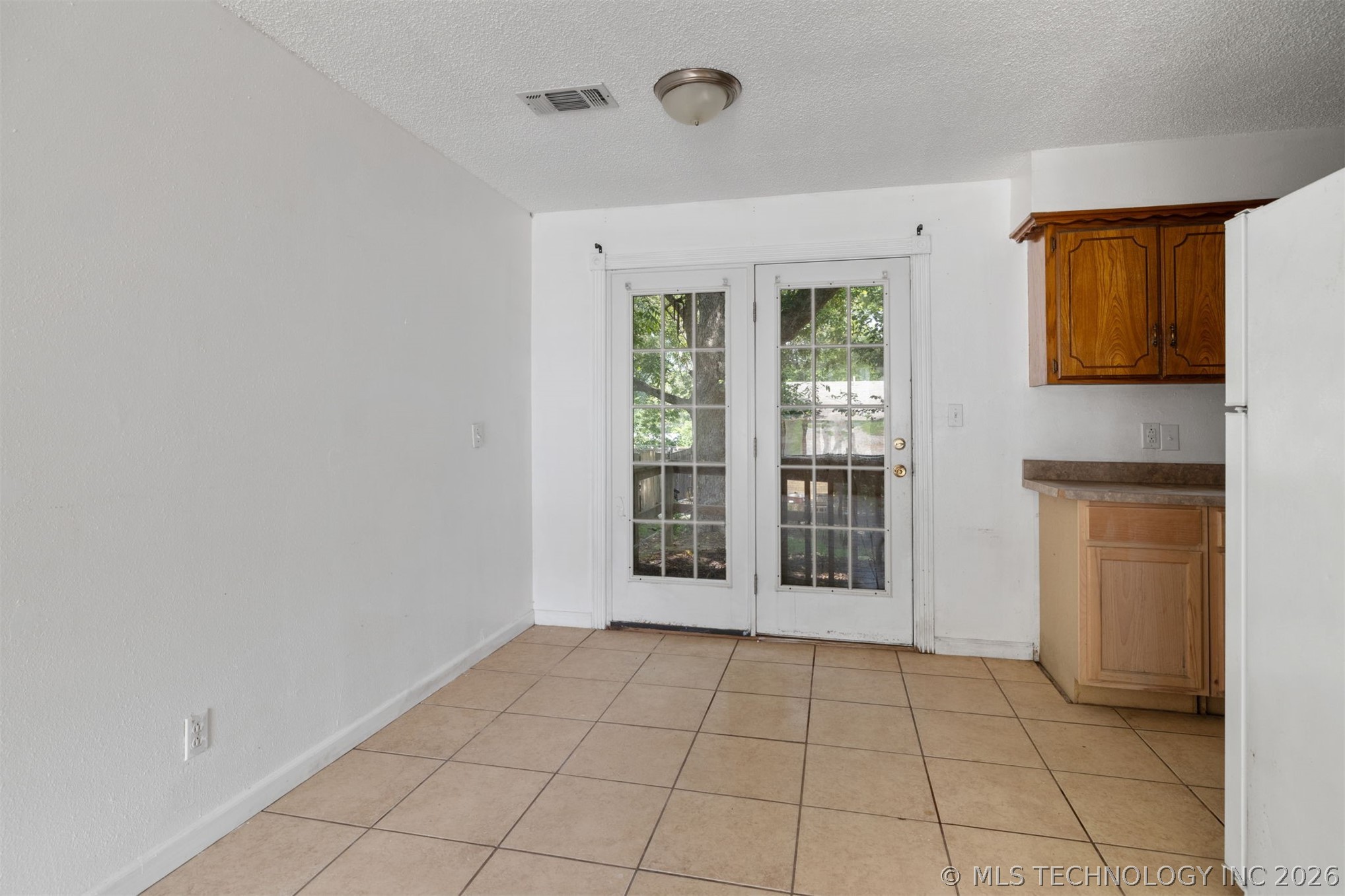 911 S K Street Property Photo 5