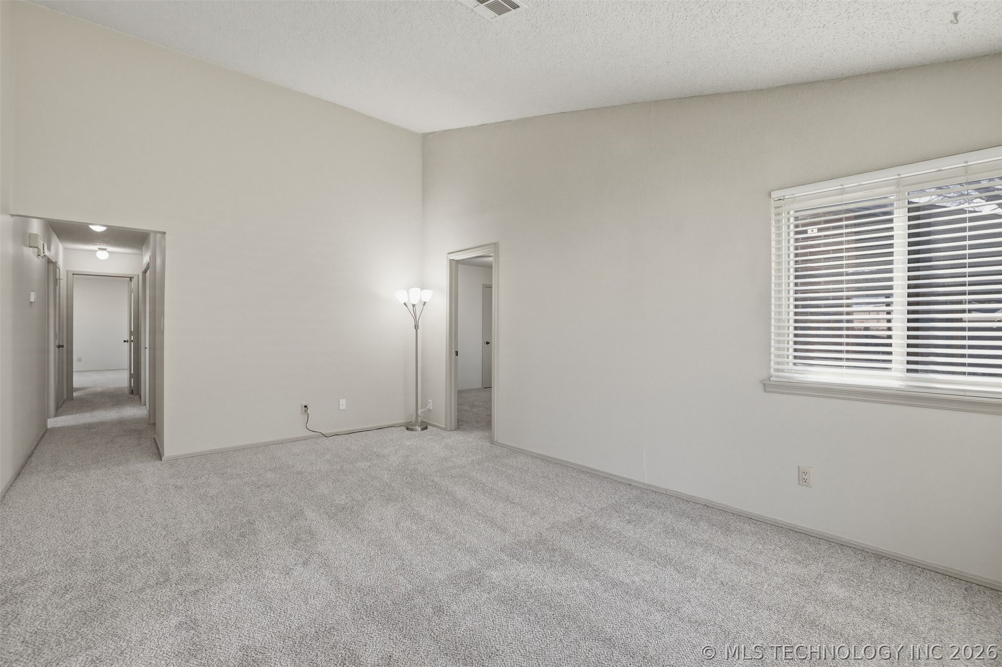 1231 E 112th Street 26-1d Property Photo 5