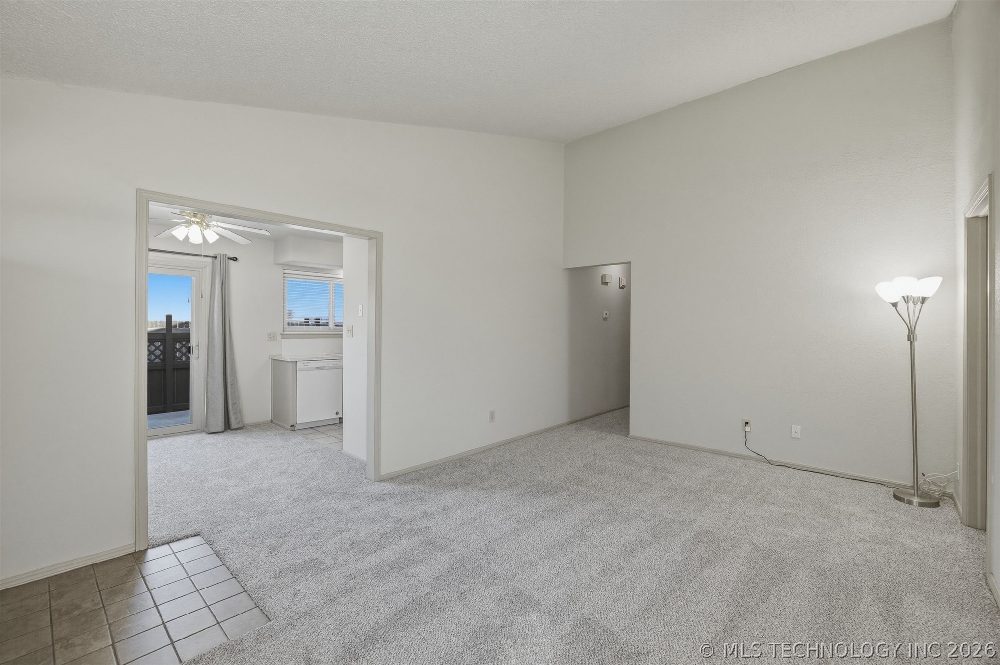 1231 E 112th Street 26-1d Property Photo 6