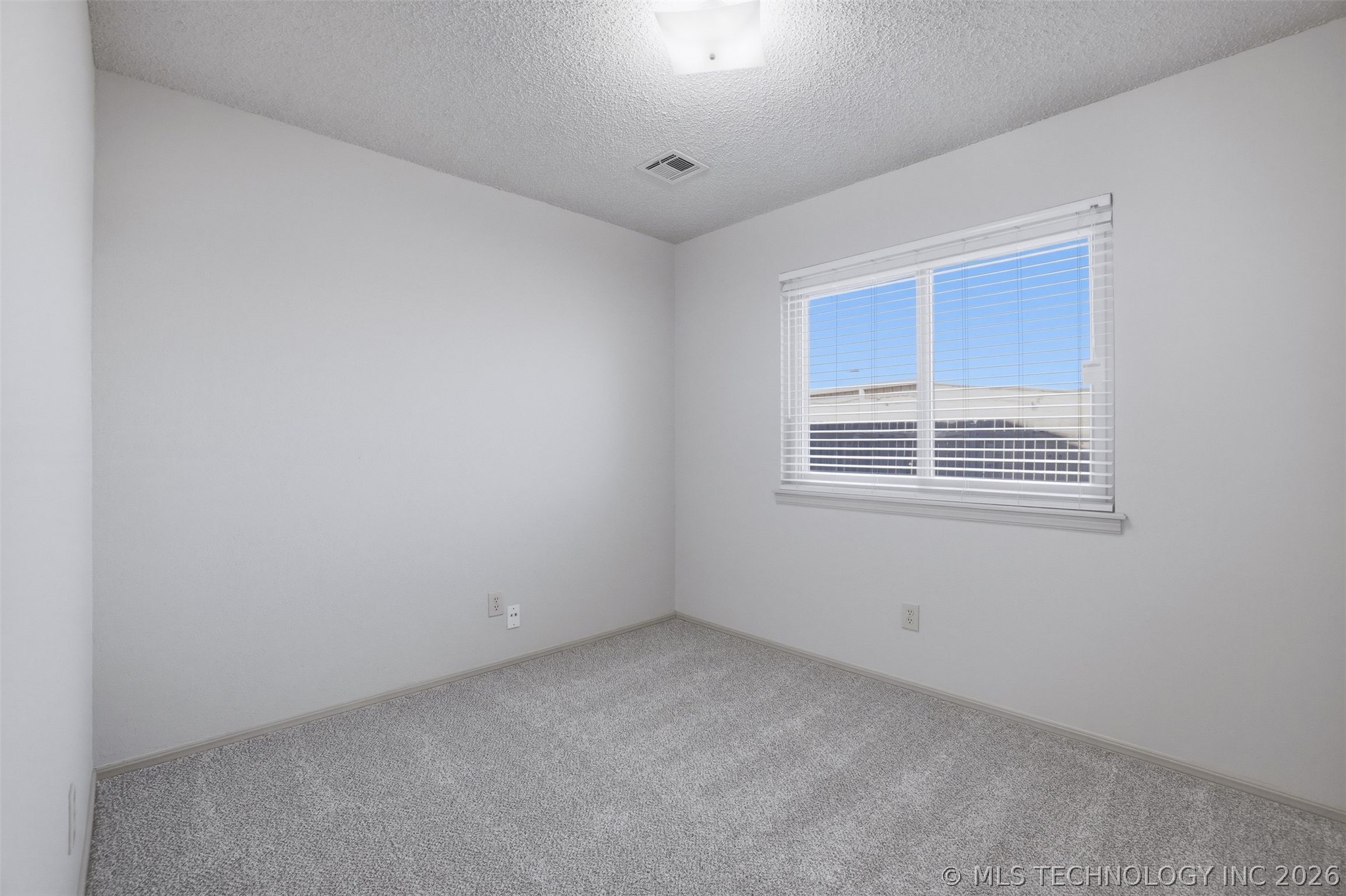 1231 E 112th Street 26-1d Property Photo 21
