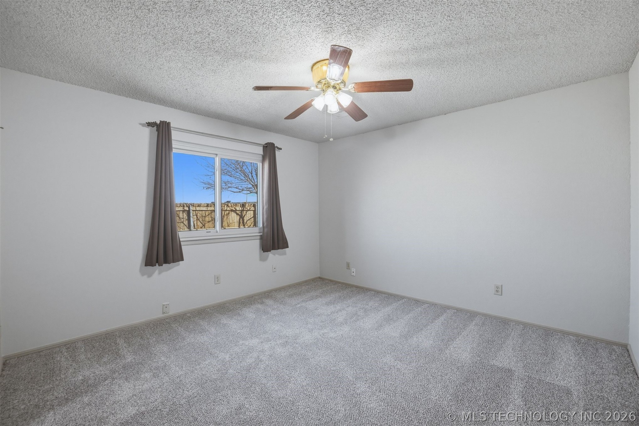 1231 E 112th Street 26-1d Property Photo 23