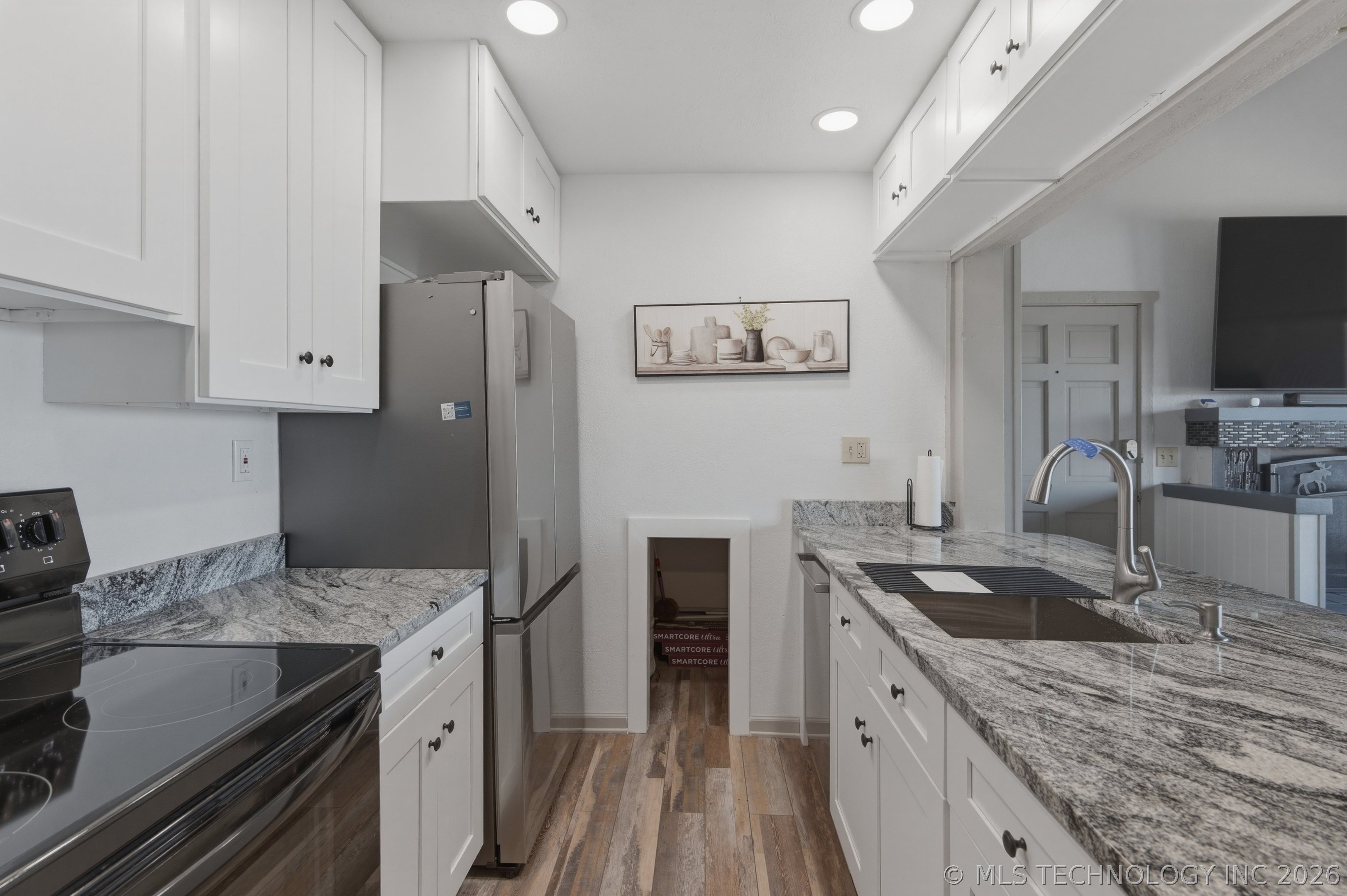 450779 E 341 Road #50 Property Photo 10