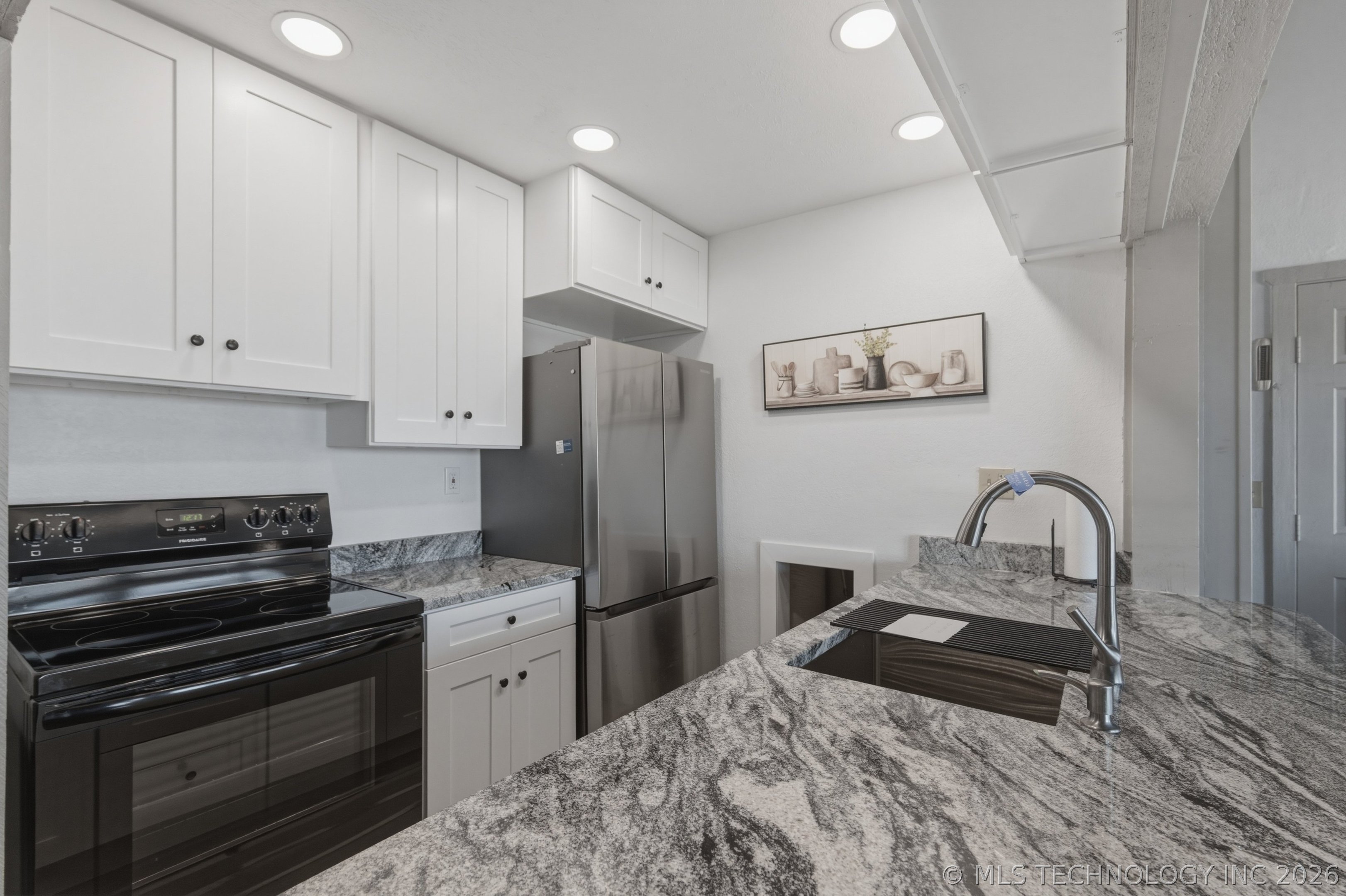 450779 E 341 Road #50 Property Photo 11