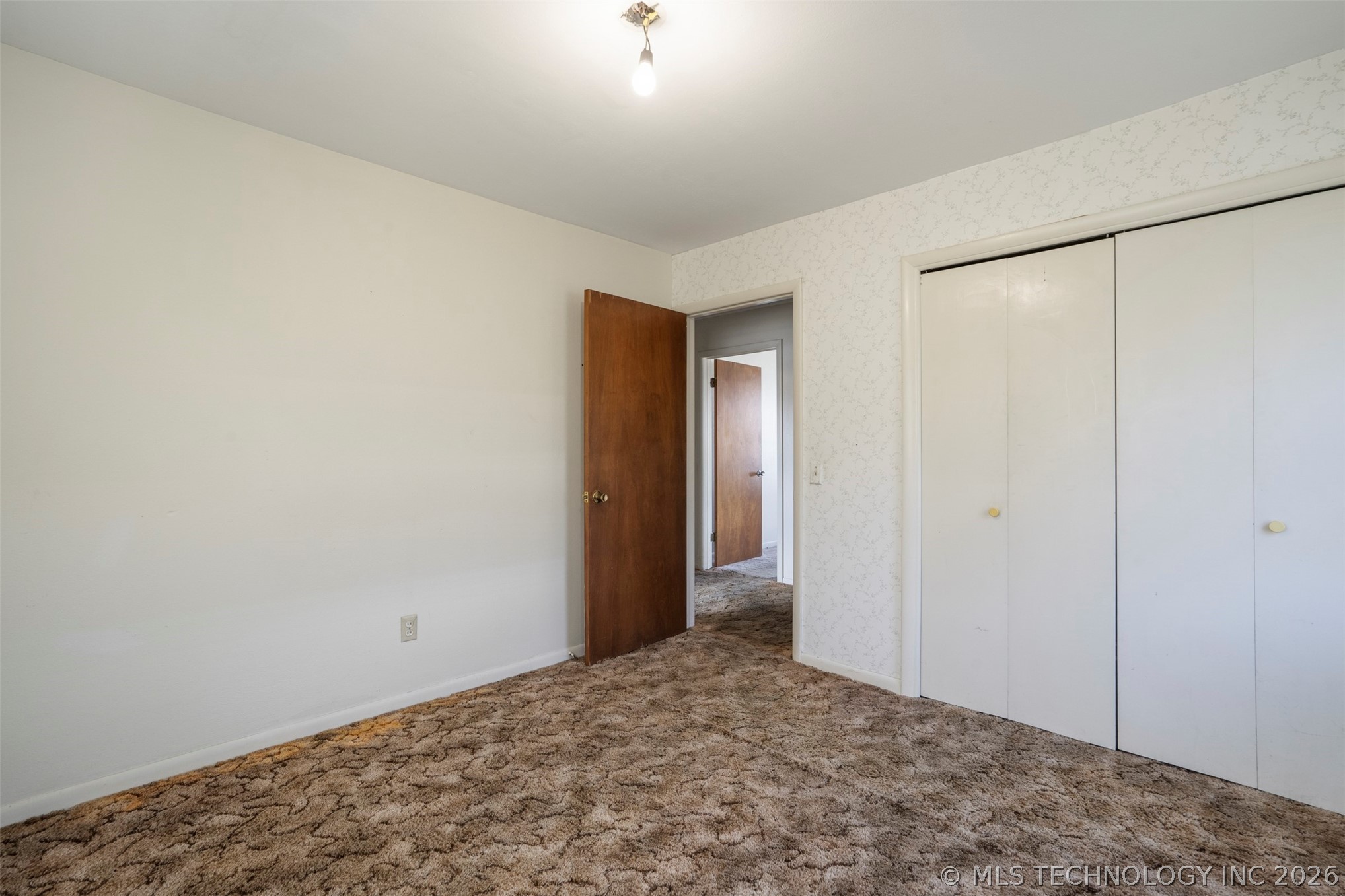 909 Francis Property Photo 20