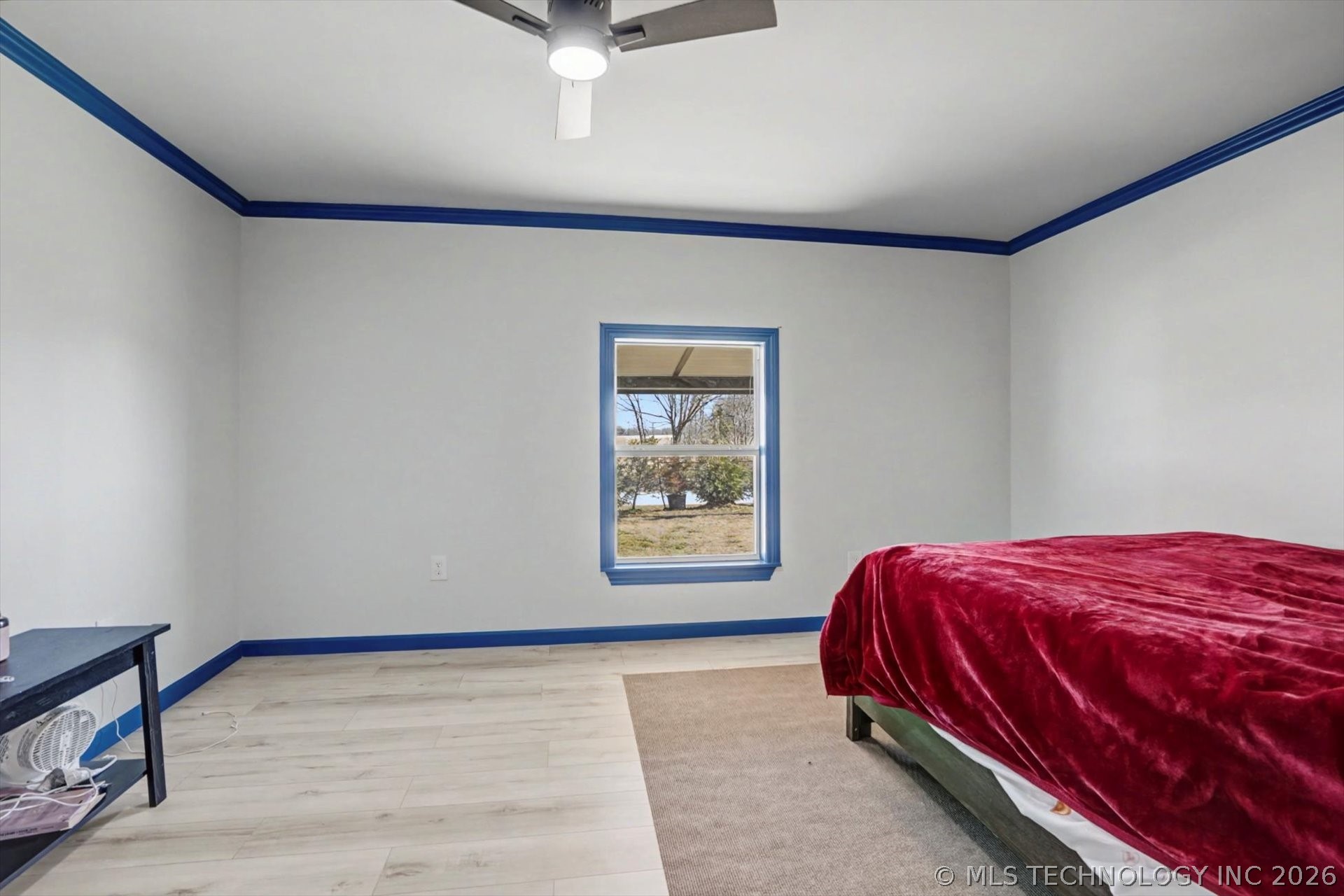 745 N 260 Road Property Photo 11