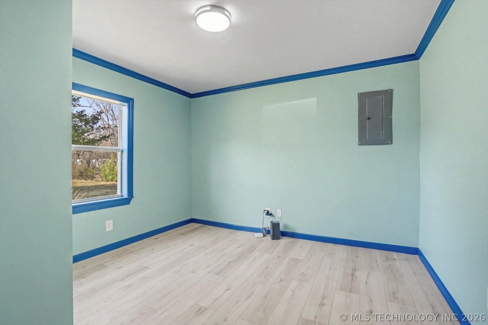 745 N 260 Road Property Photo 16