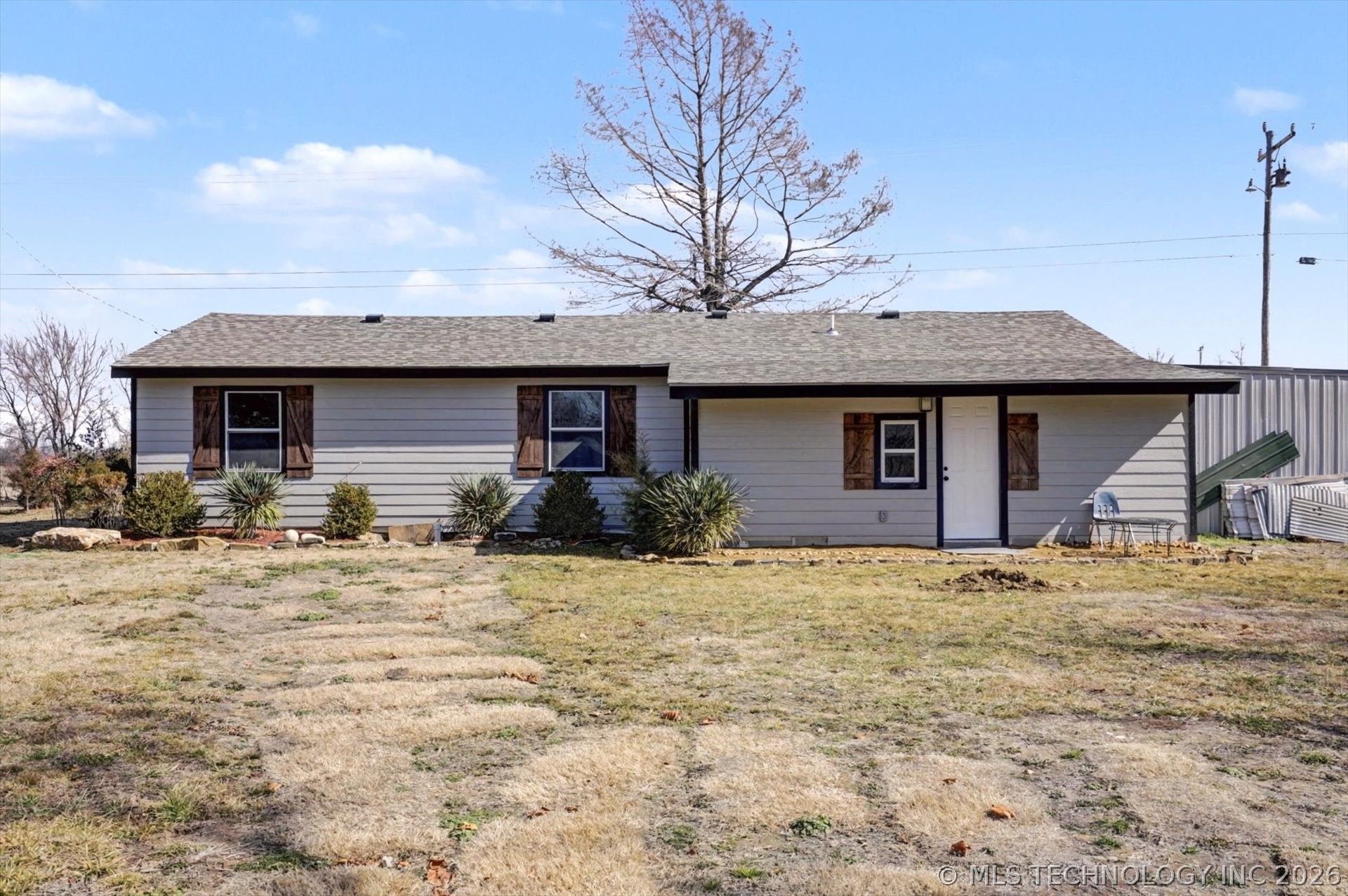 745 N 260 Road Property Photo 20
