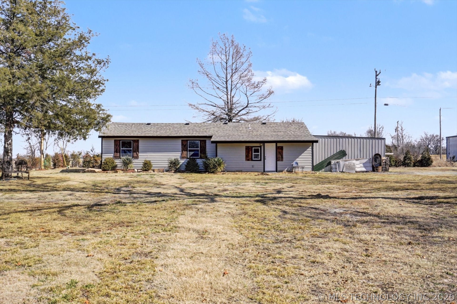 745 N 260 Road Property Photo 26