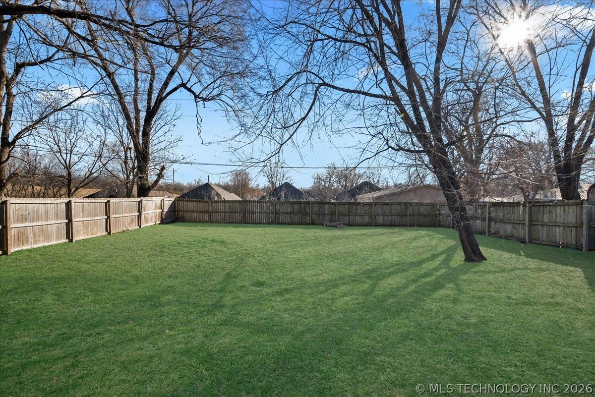813 N 11th Street Property Photo 23