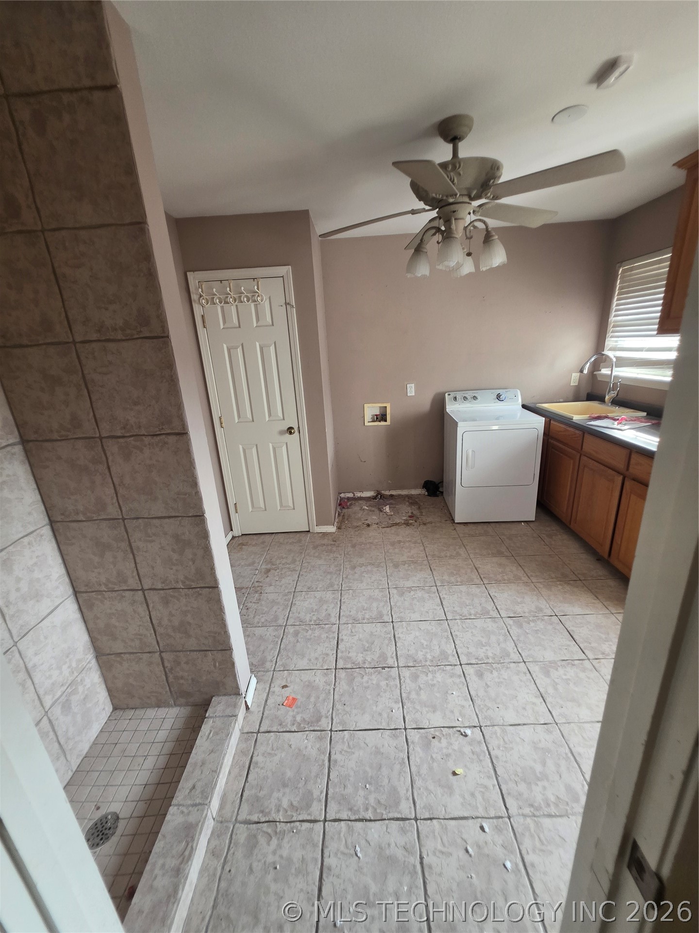 1819 W Evergreen Street Property Photo 18