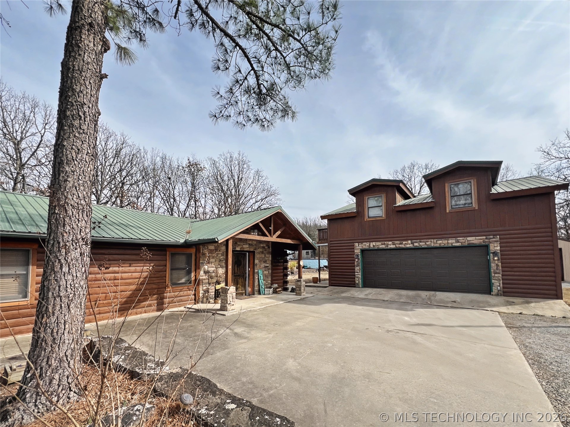 30226 S Hickory Lane Property Photo 4